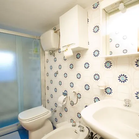 San Michele Bed and Breakfast 3*
